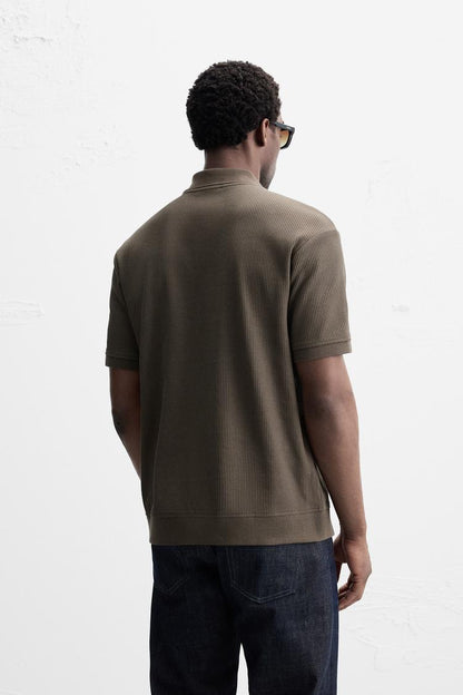 TEXTURED POLO