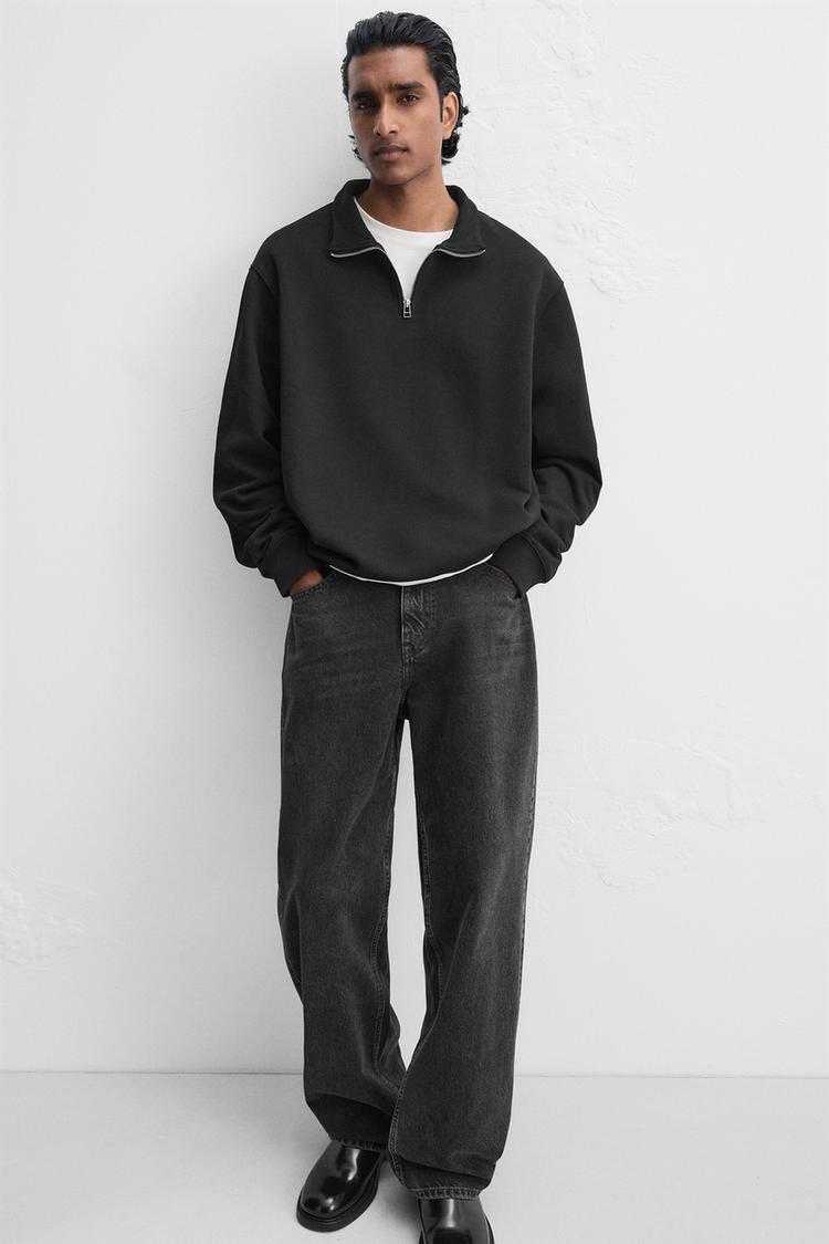 ZIP-COLLAR SWEATSHIRT