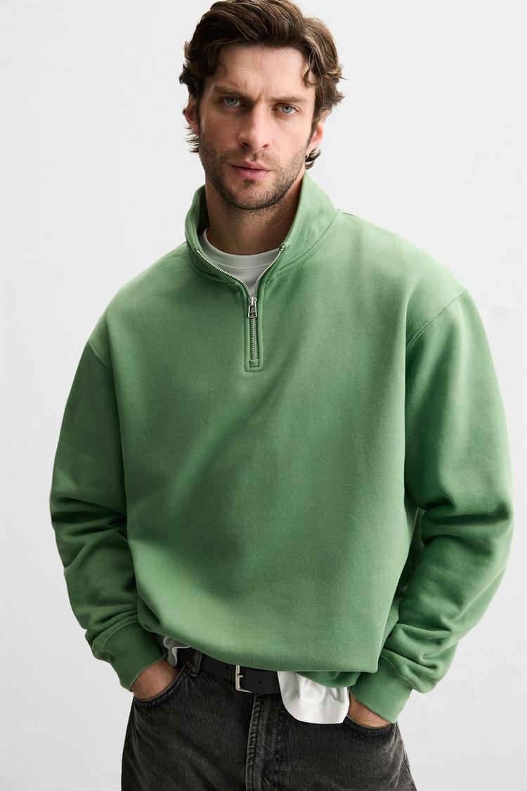 ZIP-COLLAR SWEATSHIRT