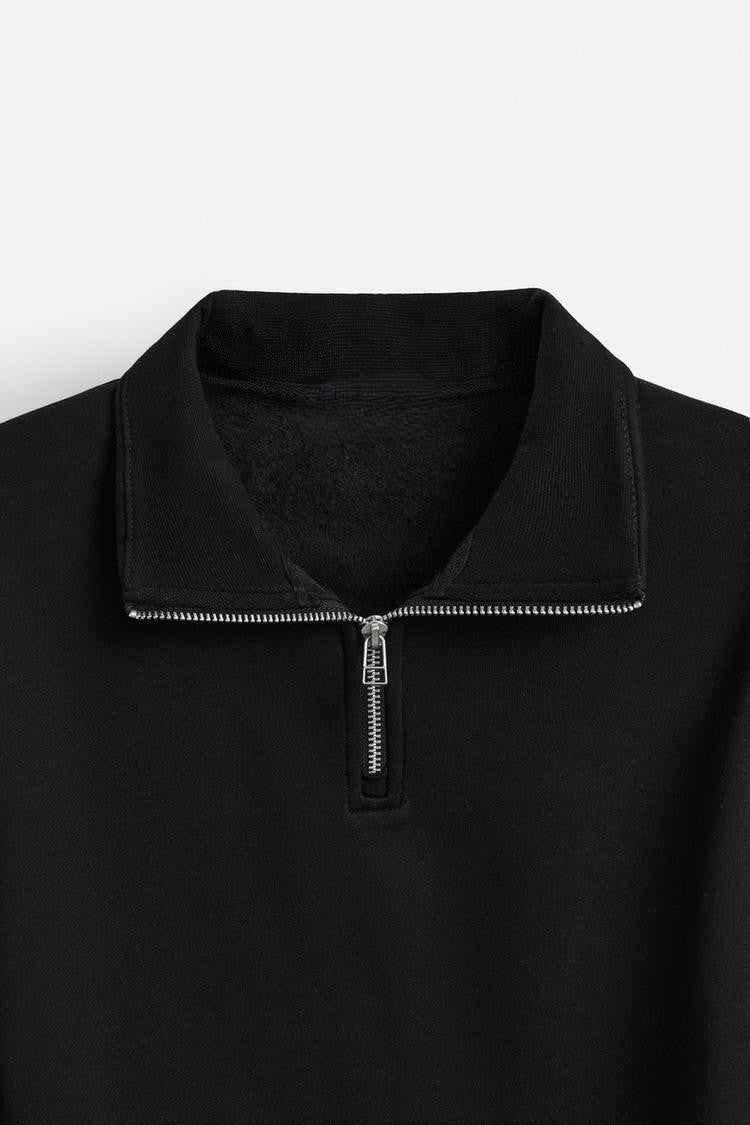 ZIP-COLLAR SWEATSHIRT